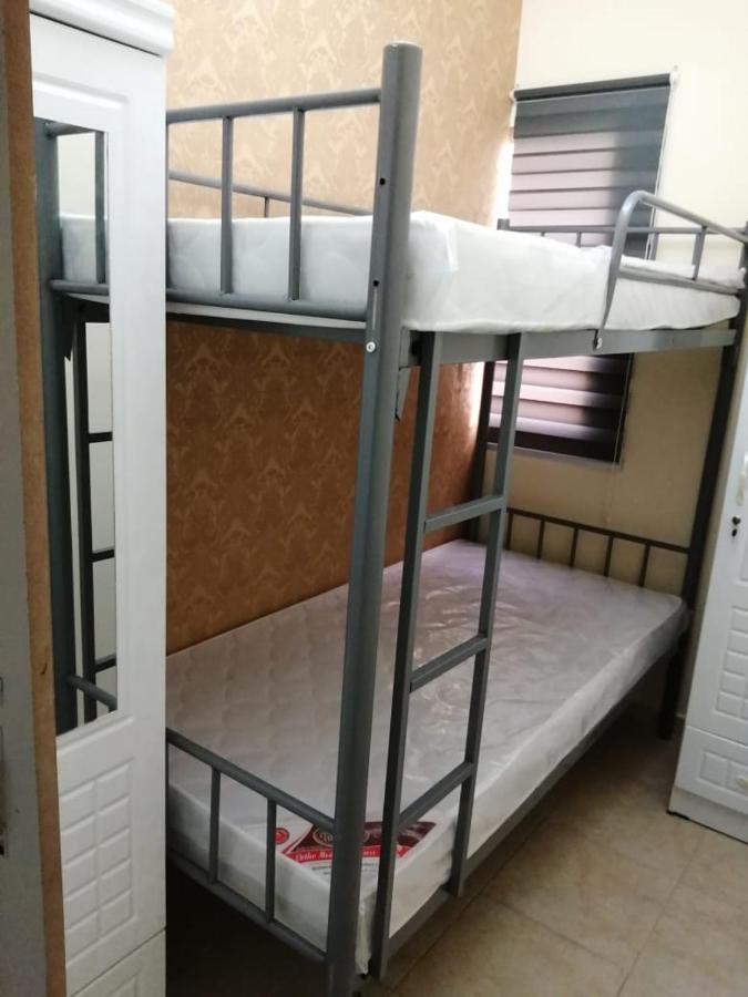 401 R-1 Close Partition Room With Bunkbed 