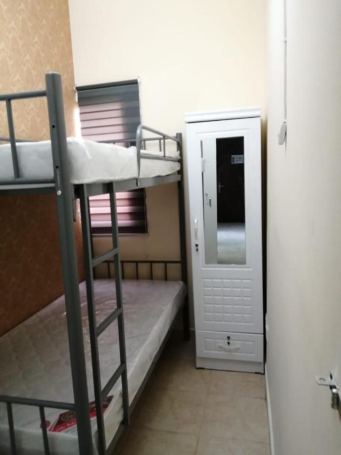401 R-1 Close Partition Room With Bunkbed 