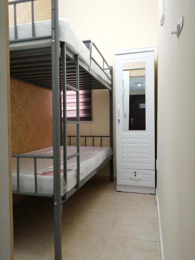 401 R-1 Close Partition Room With Bunkbed 
