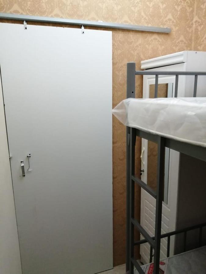401 R-1 Close Partition Room With Bunkbed 